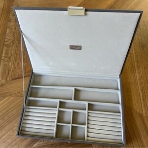 Stackers Lidded Jewelry Box